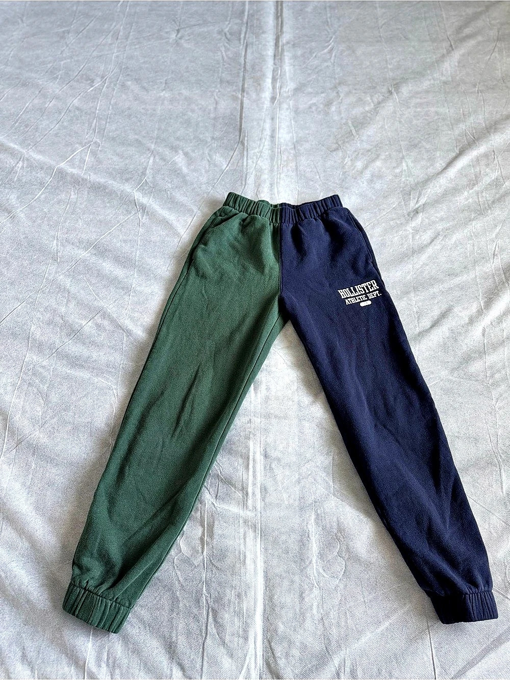 Hollister Women’s XS Jogger Sweatpants Green Navy Color Block Athletic Y2K